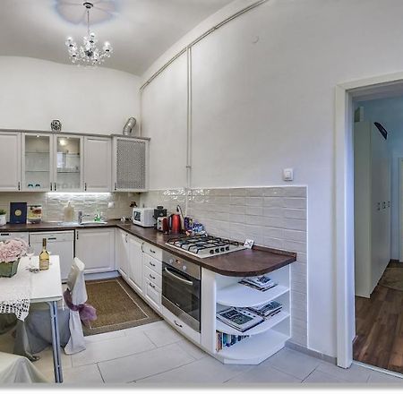 Julia'S Home Βουδαπέστη Εξωτερικό φωτογραφία