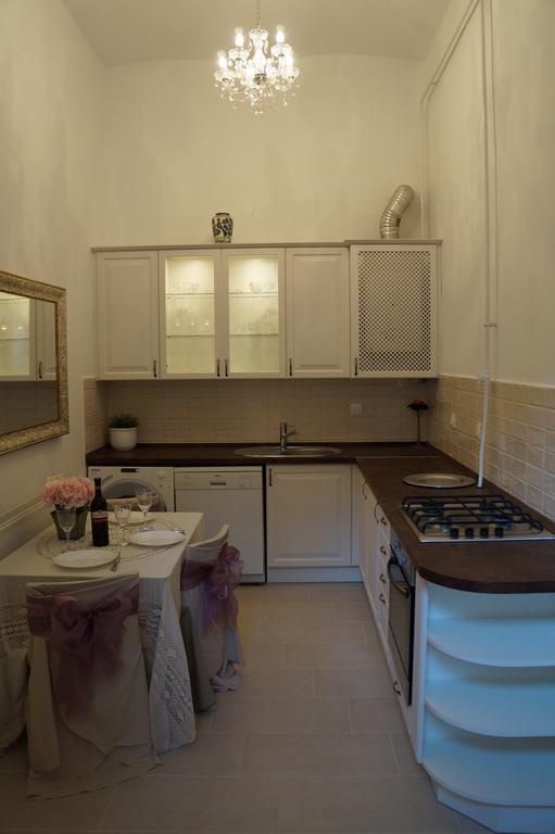 Julia'S Home Βουδαπέστη Εξωτερικό φωτογραφία
