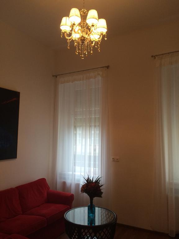 Julia'S Home Βουδαπέστη Εξωτερικό φωτογραφία
